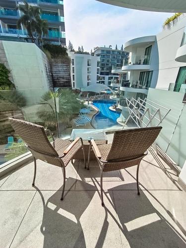 Balcony/terrace, Absolute Twin Sands Resort and Spa near Whalecome Home Cooking
