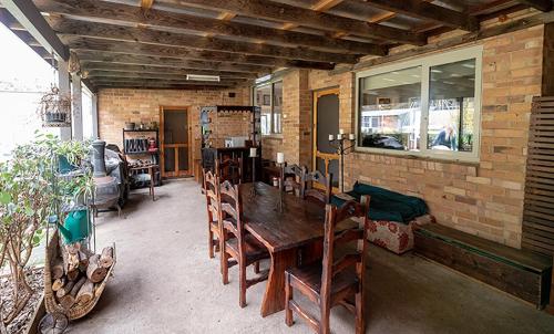 Удобства, Galahad's Animal Sanctuary B&B in Gisborne