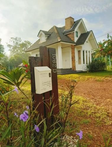 Tehel Farmhouse