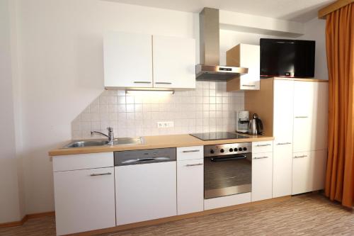 Konyha, Ferienhaus Brandacher in Rohrberg