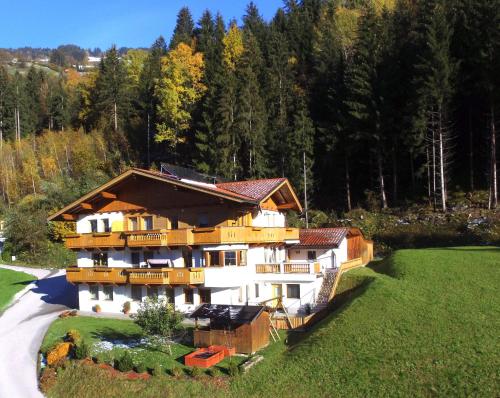  Ferienhaus Brandacher, Pension in Rohrberg