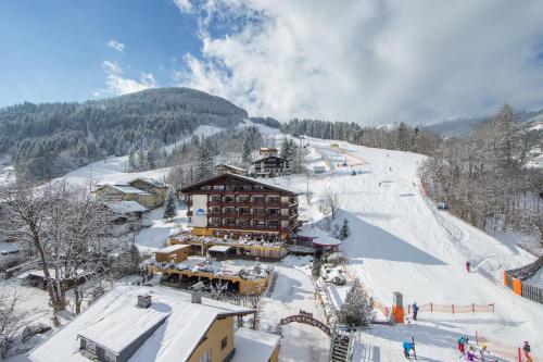 Alpin - Das Sporthotel - SKI IN SKI OUT cityXpress, Zell am See bei Lanthal