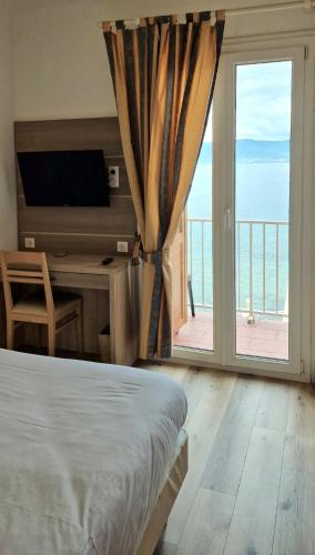 Single room, sea view