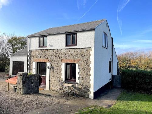 Rhossili's Retreat - AONB - Gower Rural Sleeps up to 6