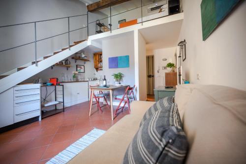 Santo Spirito Nest
