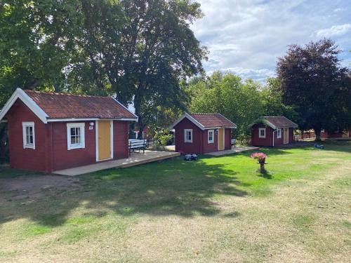 One-Bedroom Cottage