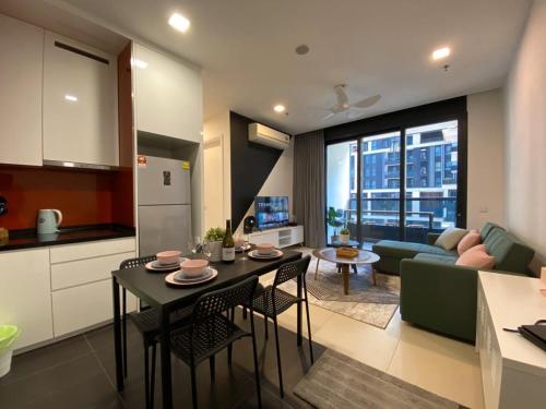 Arcoris Mont Kiara Kuala Lumpur - image 9