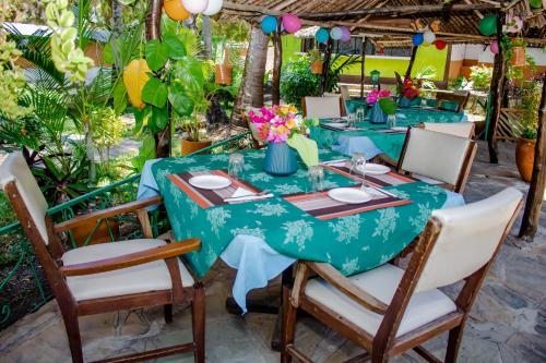 Faciliteiten, Papillon Garden Bar Villas in Mombassa