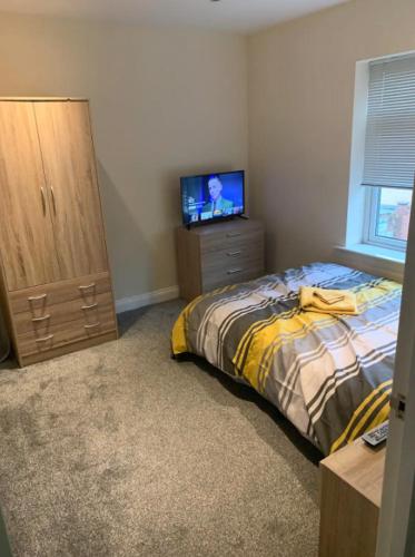 A Lovely Double Bedroom + Private Bathroom - Accommodation - Kettering