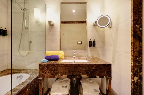 419908781 Meliá Genova