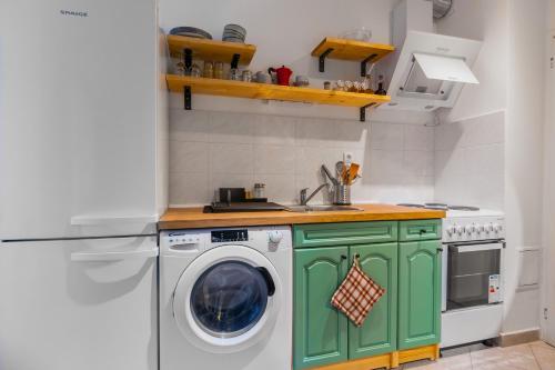 Modern&Stylish Studio in City Centre by Flat Mаnager 4