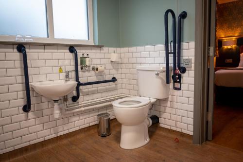 Riverside Hotel by Chef & Brewer Collection Room Type - Double Room - Disability Access