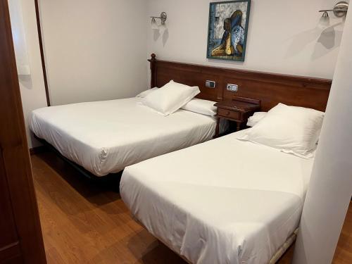 Budget Double Room with Extra Bed