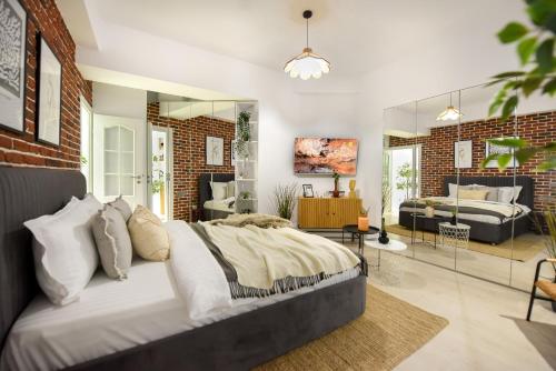 Reflexions - Wonderful 1 BR Apt in the City Cente