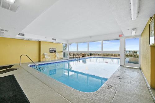 Emerald Isle by Panhandle Getaways - image 2