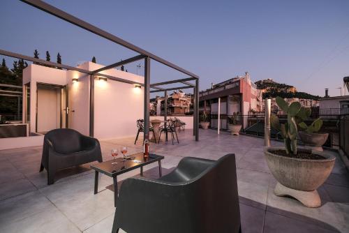 Strefi Hill Suites, Athens