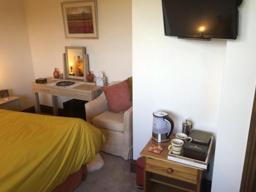 NIGHTINGALE B&B 4