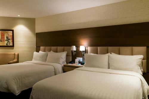 419975840 Holiday Inn Guatemala by IHG
