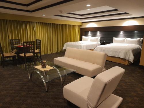 419975863 Holiday Inn Guatemala by IHG