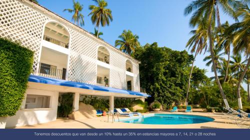 View, Maravillosa casa con 7 habitaciones, acceso directo a playa pichilingue, bahia de puerto marques, zo in Acapulco