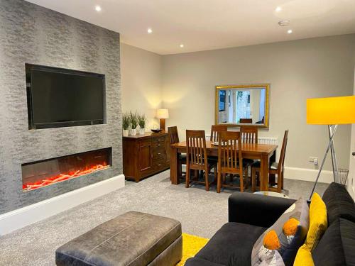 2Bed, Private Garden & Fireplace, Near Water of Leith, Эдинбург (фото 4)