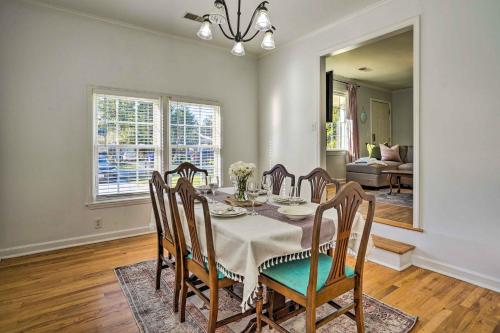 Bright and Cozy Charleston Home Near Downtown! in Charleston, USA