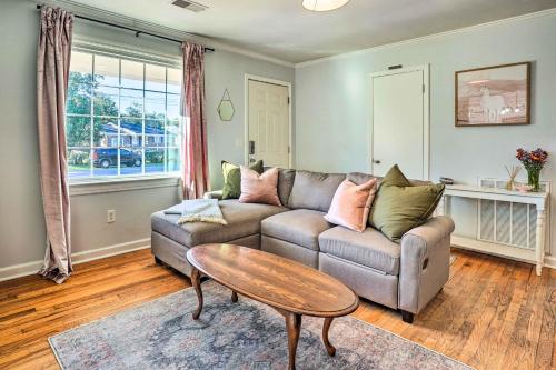 Bright and Cozy Charleston Home Near Downtown! in Charleston, USA