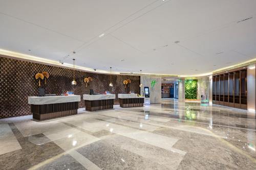 上海華夏假日酒店 Holiday Inn Shanghai Huaxia