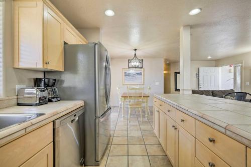 Beautiful St George Condo about 5 Mi to Downtown! in 聖喬治國家公園