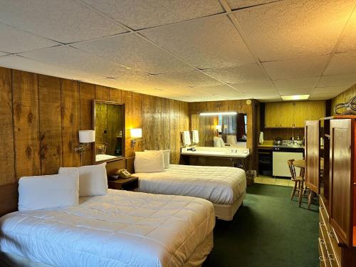 Maple Leaf Inn Lake Placid