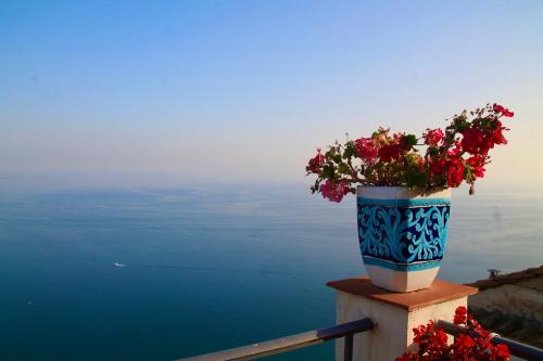  Casa vacanze ' TRA CIELO E MARE ', Pension in Vietri