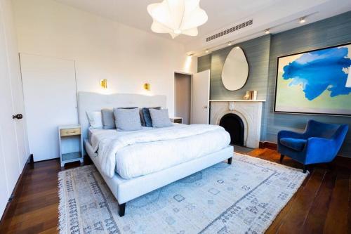 E10-3 3BR Designer Townhouse in New York, USA