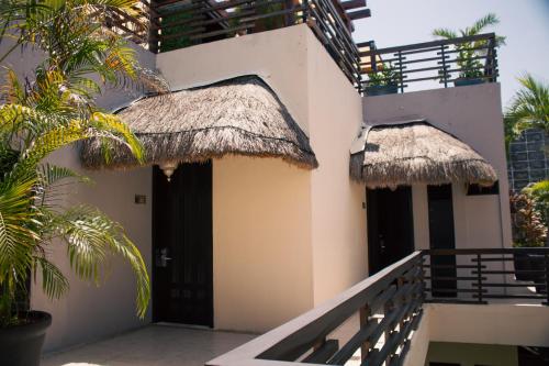 Aldea Thai Beachfront Condos