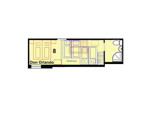 1 queen bed, 1 double bed, 2 futon beds
