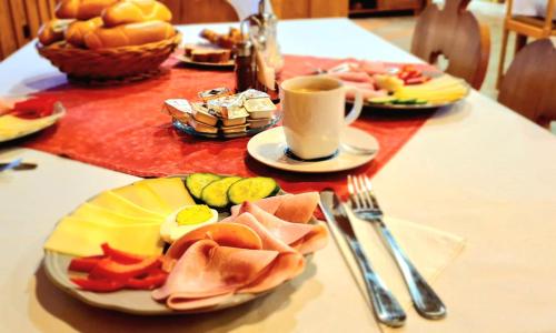 Ēdiens un dzērieni, Horská Kvilda - Ubytování U Chvalů (Horska Kvilda - Ubytovani U Chvalu) in Horská Kvilda