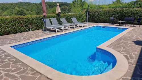 Zwembad, Villa Danica in Snasici