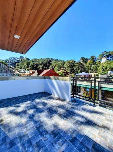 3 STOREY SOLO HOUSE IN BAGUIO
