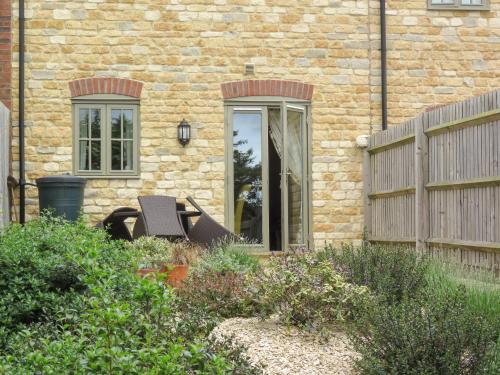 Cosy Cotswolds Townhouse