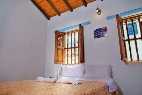 Double Room image 10