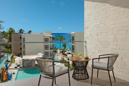 Vistas, Dreams Cozumel Cape Resort & Spa - All Inclusive in Cozumel Waterfront