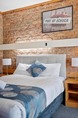 The Settlement Historic Hotel Room Type - Standard Queen Room