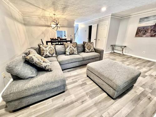 Soothing Townhome