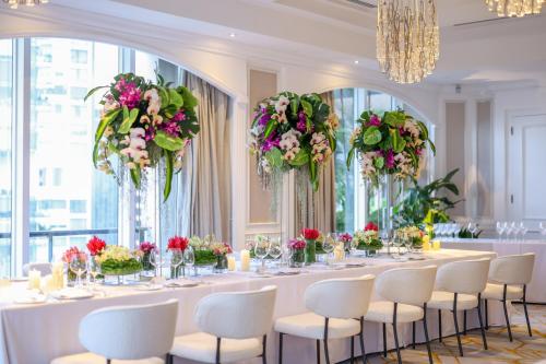 Four Seasons Hotel Singapore image 38