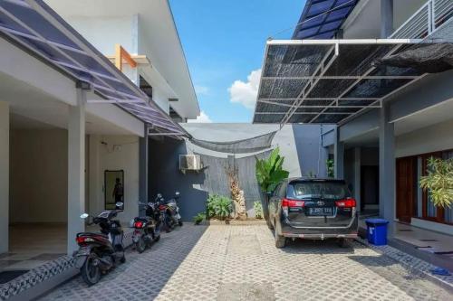 Exterior view, RedDoorz near Stadion Kridosono Blora in Blora