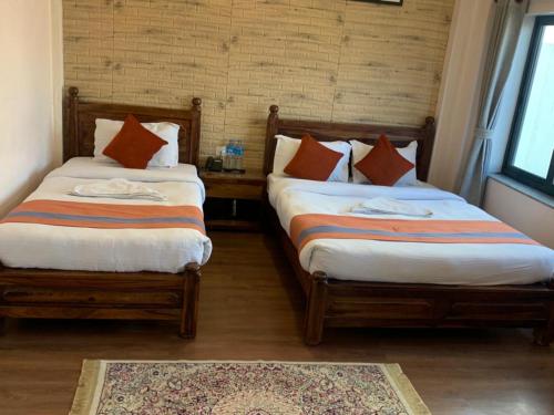 Deluxe Triple Rooms