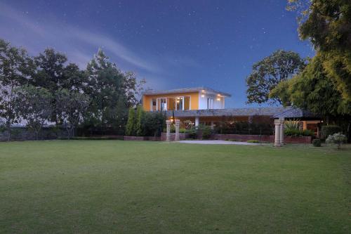 StayVista at The Hideout with private outdoor pool