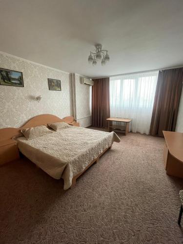 Zarea Hotel, Chişinău