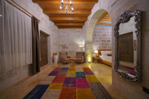 Cappadocia Secret Hill Cave Suites Room Type - Deluxe Queen Room