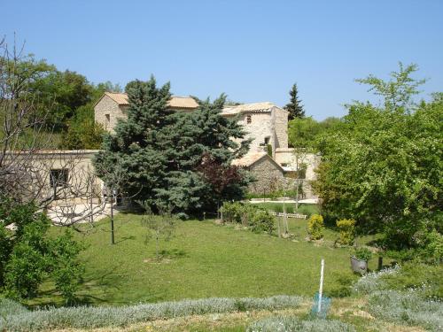 Domaine De La Grange Neuve - Hotel - La Roque-sur-Pernes