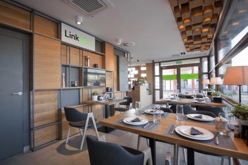 Ресторан, Link Hotel in Тчев